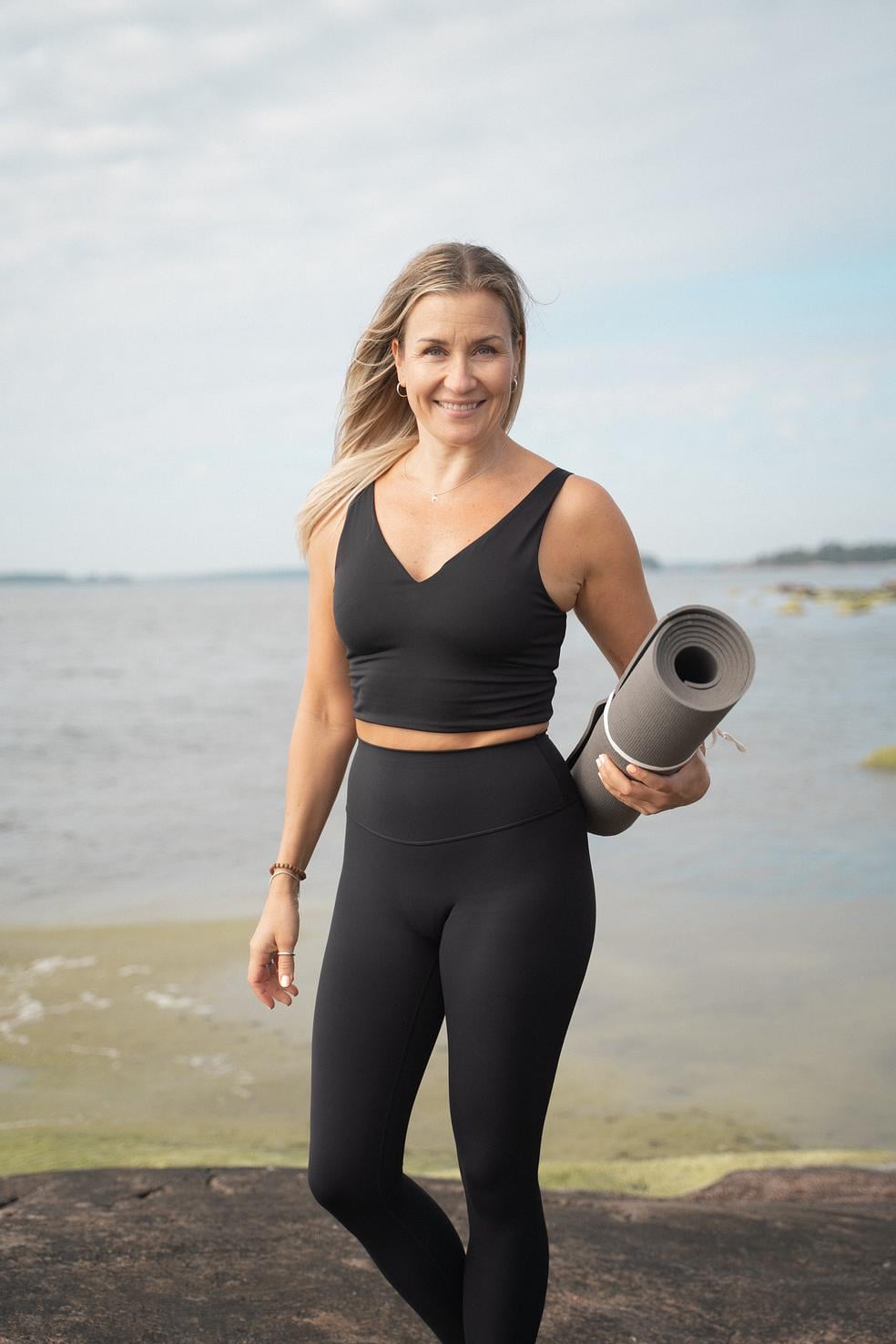 BODY x FLOW - verkkovalmennus 25.5.-21.6. by BODY x FLOW ONLINE by Suvitanssi & Yoga